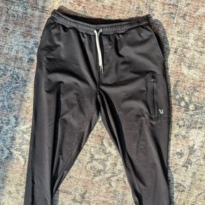 Vuori Sunday performance jogger, large, black